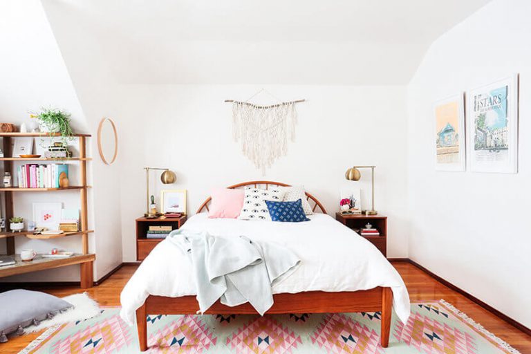 11 Ideas to Style the Awkward Corner at Home