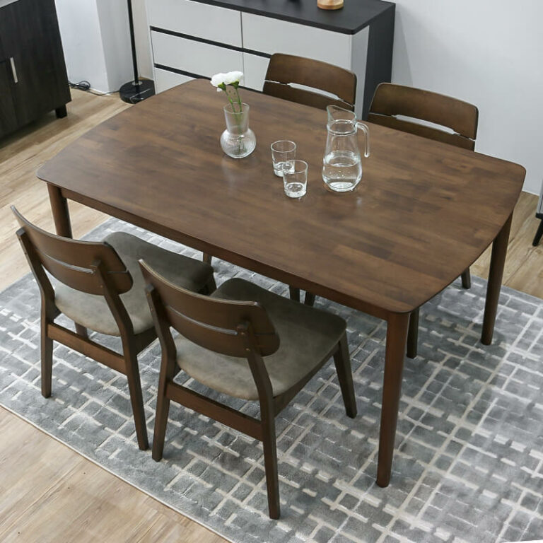 4 Key Benefits Of Extendable Dining Tables